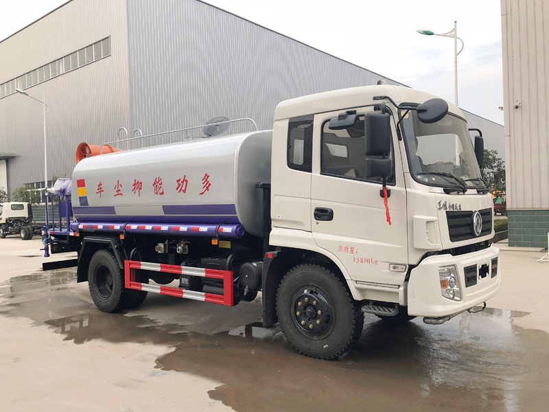 東風(fēng)專底12方噴霧抑塵車