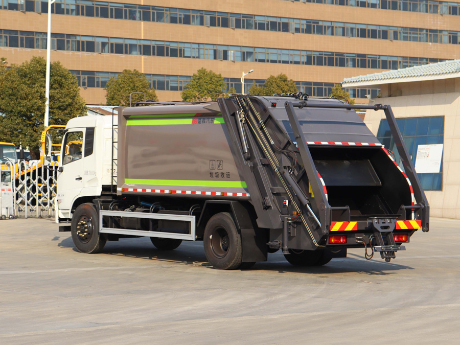 東風(fēng)天錦14方壓縮垃圾車(chē)